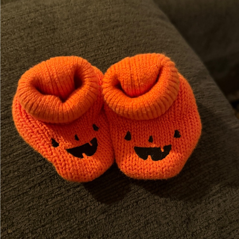 Cute Orange Pumpkin Baby Booties